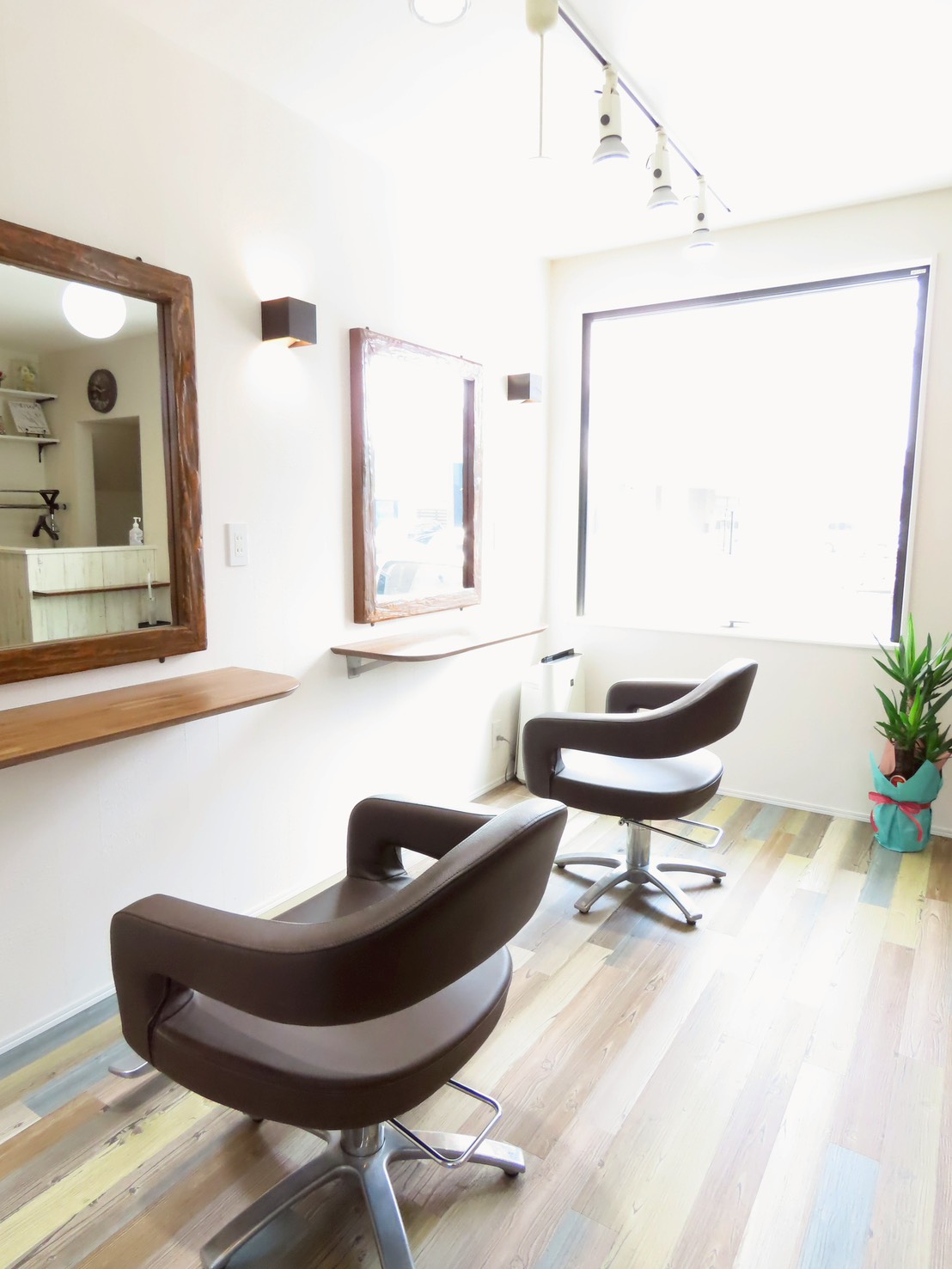 C'est La Vie サロン内観